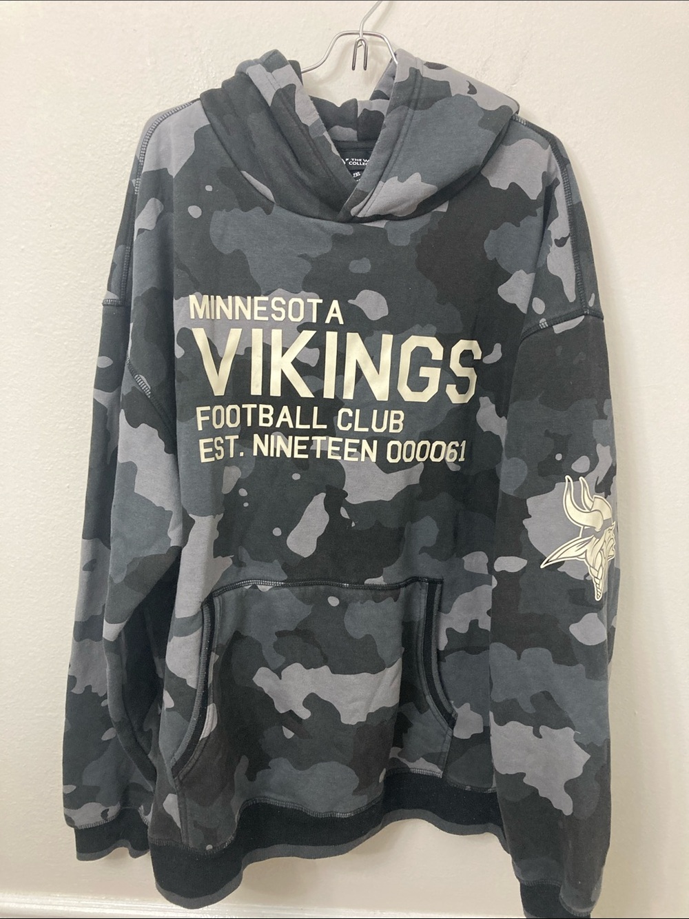 Camo Crewneck Hoodie - Black & Gray